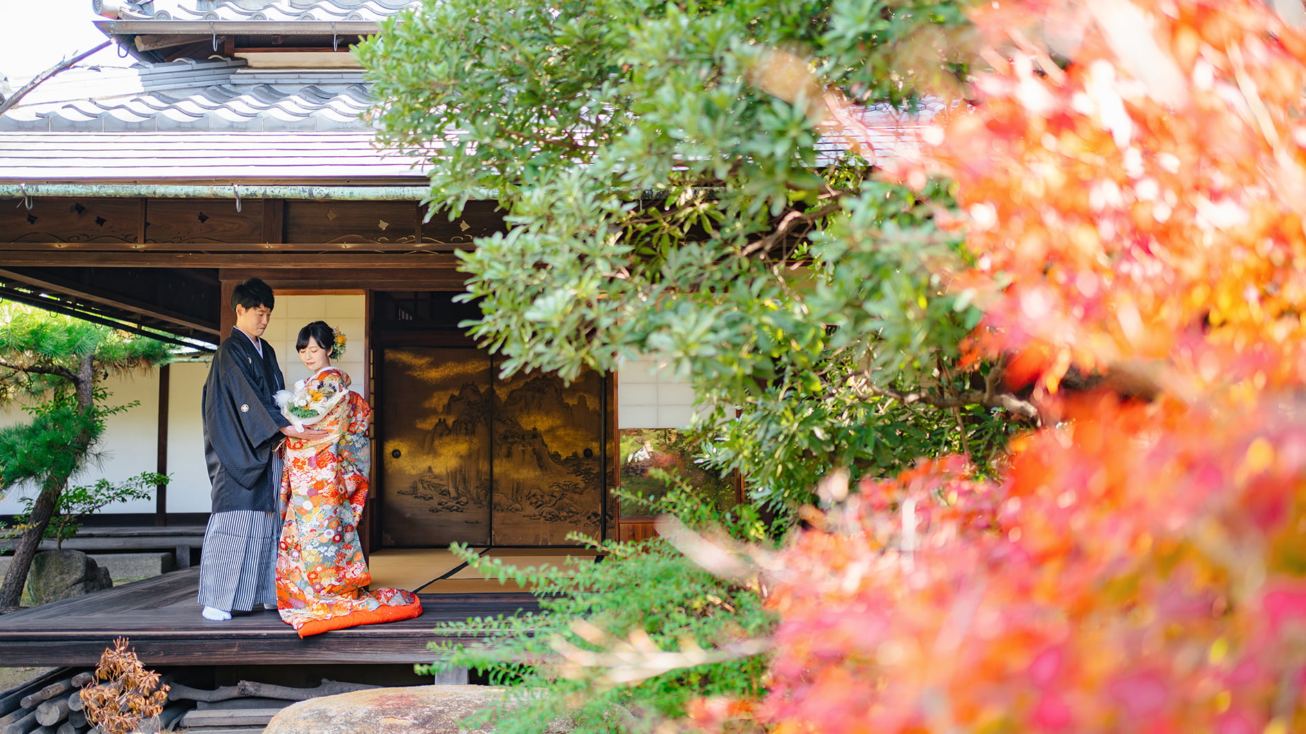 紅葉新緑が美しい有形文化財建築での前撮り