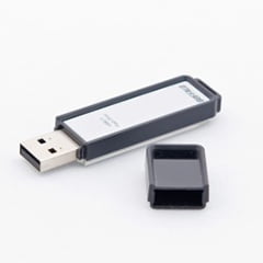 USBメモリでのデータ納品