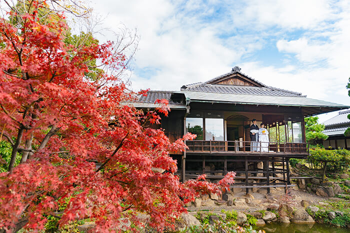 大阪の紅葉新緑が美しい有形文化財建築での和装前撮り