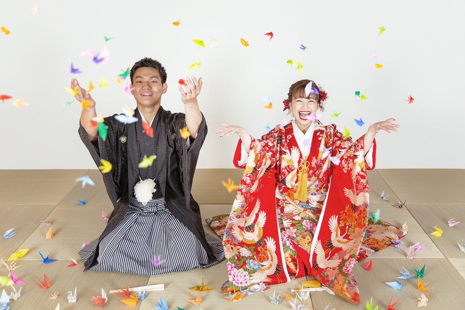 折り鶴やコンフェッティーを使った和装前撮り